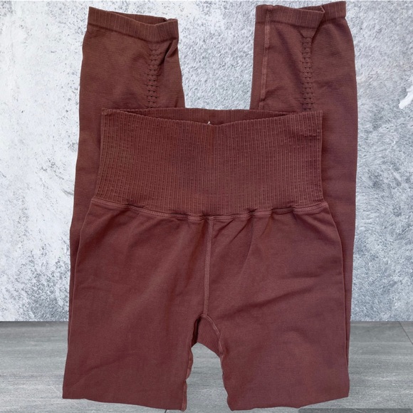 Free People Good Karma Hi Rise Leggings in Sequoia Size Medium Large NWOT $78 - Picture 9 of 10